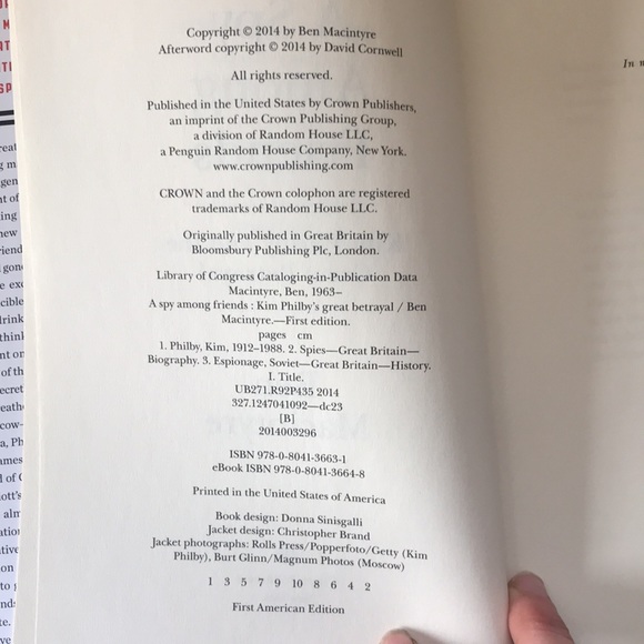 “A spy among friends” hardback novel book - Picture 10 of 15